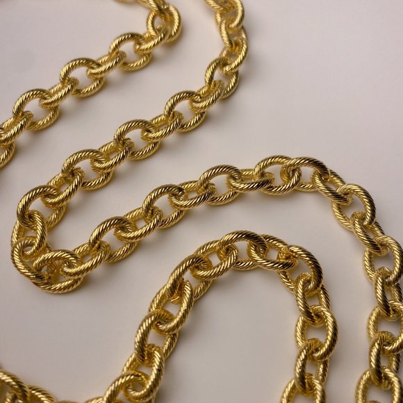 Vintage Art Signed Gold Lion Head Door Knocker Round Lucite Gold Chain Necklace - Picture 7 of 12